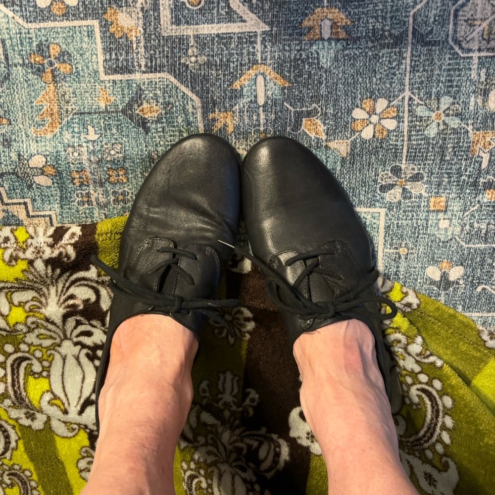 NWOT NINE WEST Genuine Leather Brogues, Size 7.5 - Picture 2 of 6